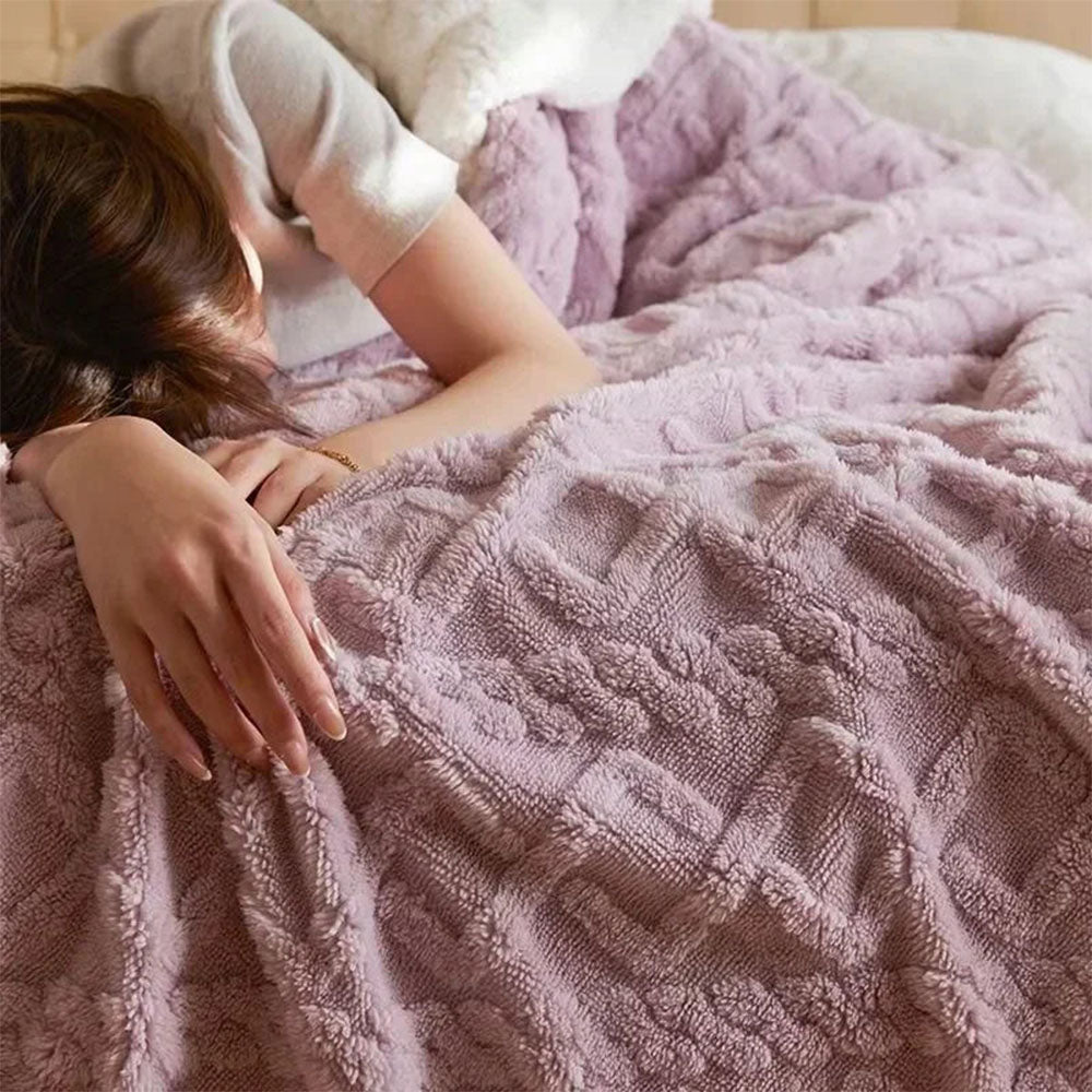 Maison Elvion – Couverture en laine d’agneau – Douce et chaude – Confort pour les soirées d’hiver – Idéale pour canapé ou lit