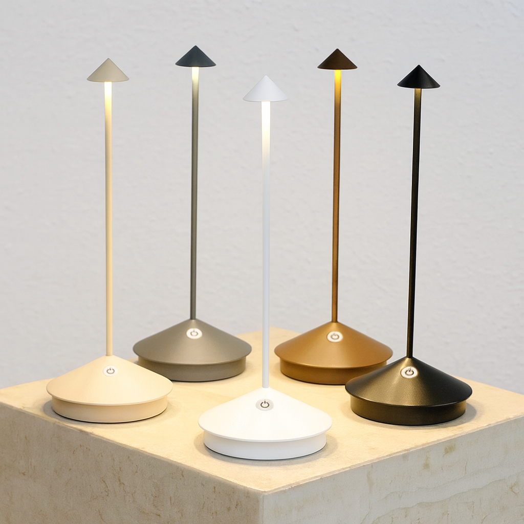 Lampe de table LED moderne – Sans fil et rechargeable – Éclairage dimmable – Design élégant et résistant à l’eau – Utilisation intérieure et extérieure