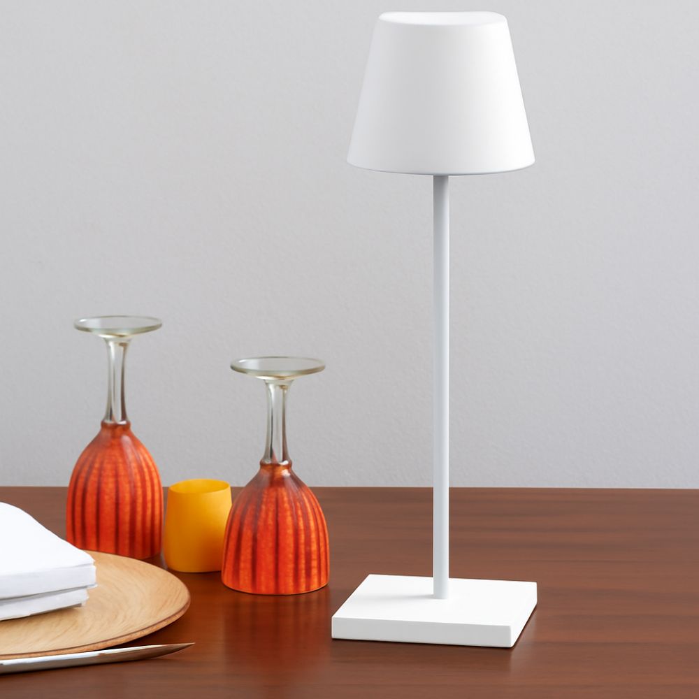 NORDIA – Lampe de table LED sans fil rechargeable – Métal – Design scandinave – 3 niveaux de luminosité